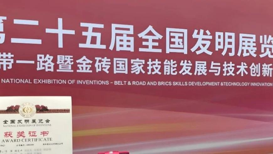 特朗普普京通电话,2025年正版管家婆澳门,国产化作答解释落实_开发版V15.3